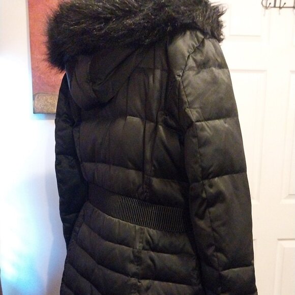 DKNY Puffer Hooded Coat - Picture 9 of 13